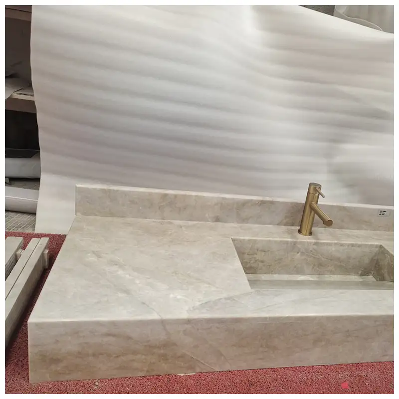 Taj Mahal Quartzite -integroitu pesuallas